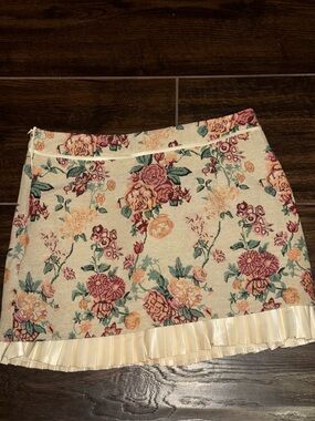 SHEIN WESTFADE Mixed Media Floral Tapestry Jacquard & Satin Mini Skirt sz Med